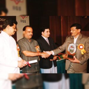 Shri. G. G. Jagtap receiving the “Bhartiya Udhyog Ratna Award – 2003” from “IEDRA”